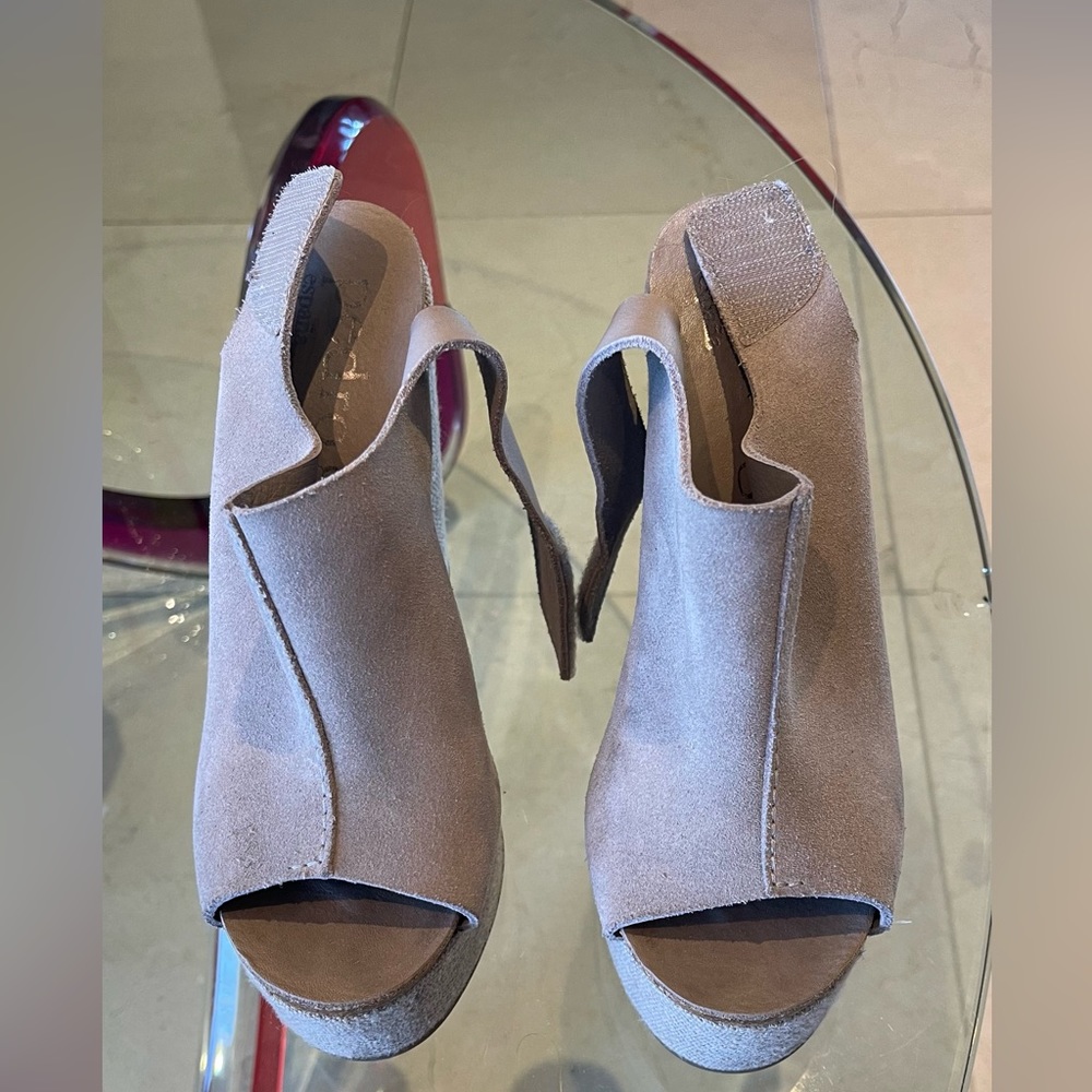 Vintage Pedro Garcia Espania light troupe color suede sz 6.5